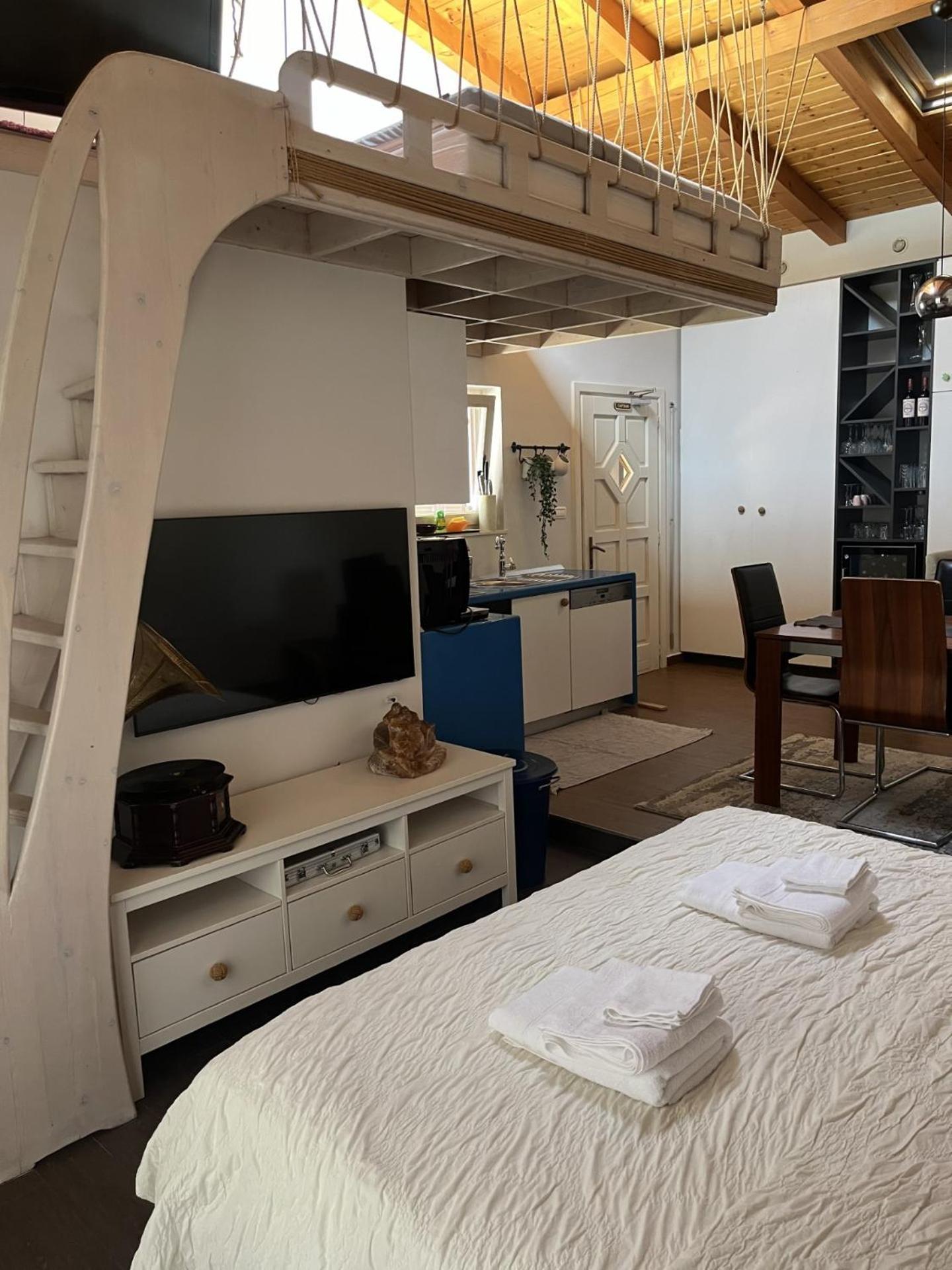 Small House Nea In Center-with Free Parking Pula